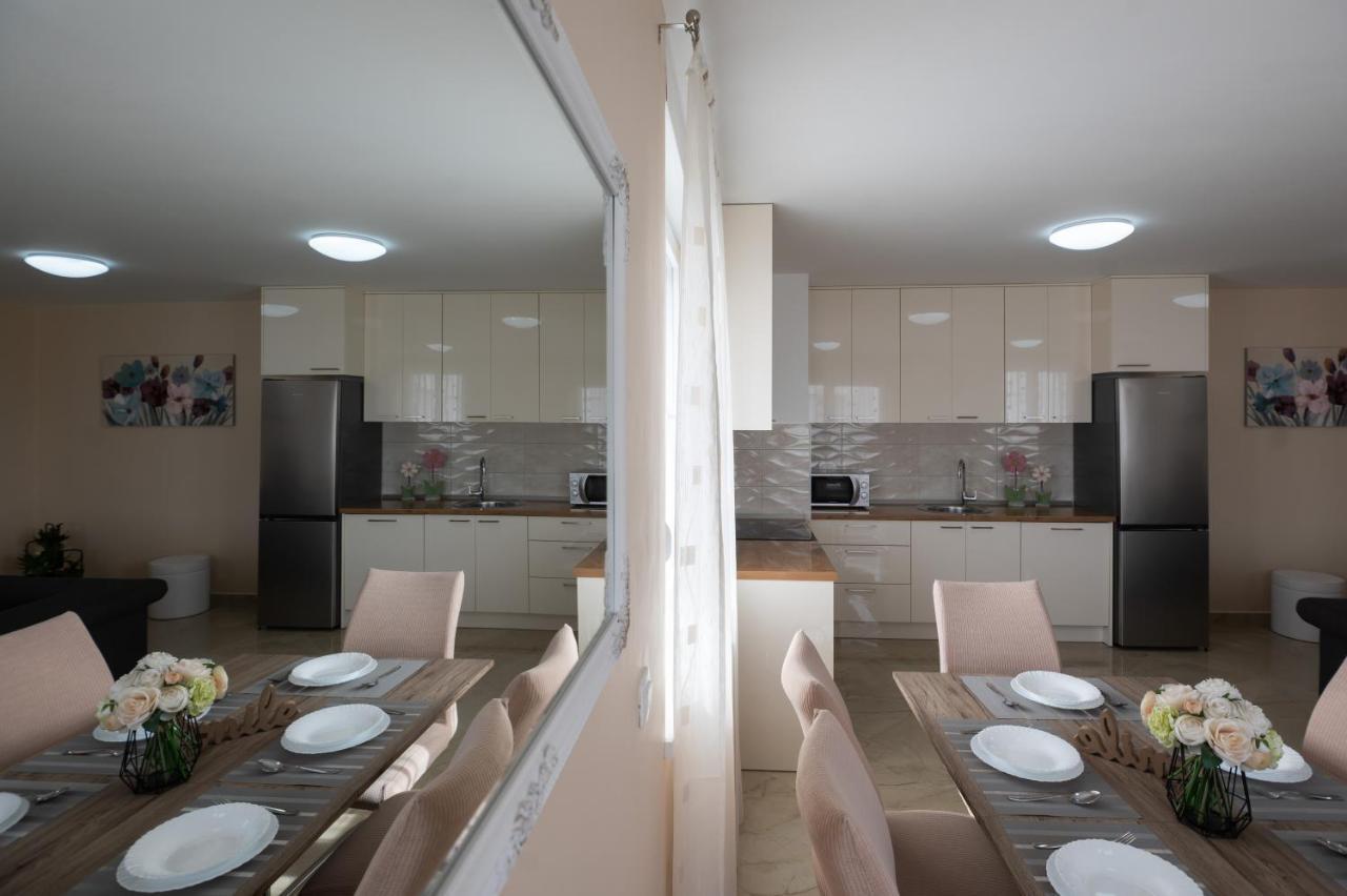 Blue Horizon Zara Apartment Exterior photo